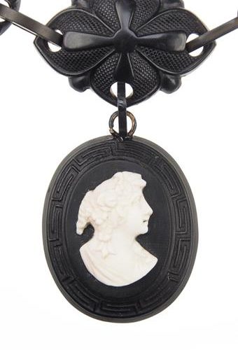 Um 1870 - Vulkanit Collier mit Vulkanitkamee Victorian England – Bild 3