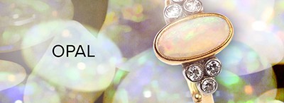 Opal-Schmuck: Verlobungsring mit Opal und Diamanten