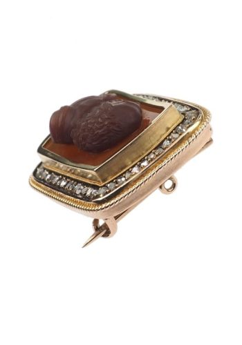 Um 1880 - 9 ct. Gold Brosche mit Karneolkamee "Shakespeare" & Achtkantdiamanten, aus dem Victorian England – Bild 6
