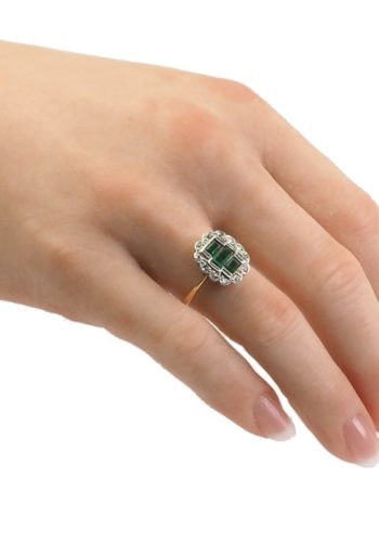 Um 1920 - 18 ct. Gold & Platin Art déco Ring / Verlobungsring mit Smaragden im Smaragdschliff und Diamanten – Bild 5