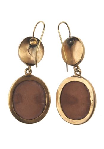 Um 1860 - Komplette Parure aus Italien, mit verschiedenfarbigen Lavakameen und vergoldeten Rahmen – Bild 12