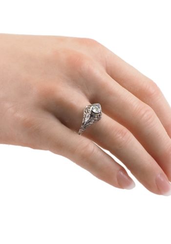 Um 1920 - Art déco Verlobungsring, mit Diamant Solitär und Saphiren – Bild 5