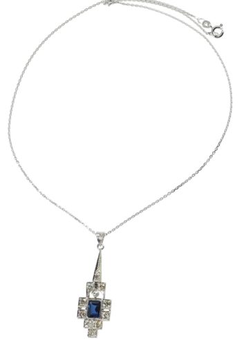 ** VERKAUFT ** Um 1930 - Art déco Saphiranhänger mit Diamanten & Weißgoldkette – Bild 4