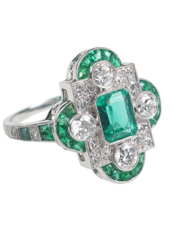 ** VERKAUFT ** Um 1930 - Art déco Smaragdring aus England, mit Diamanten – Bild 3