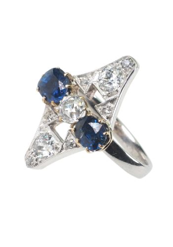 Um 1920 - Art déco Diamantring mit zwei Saphiren – Bild 4