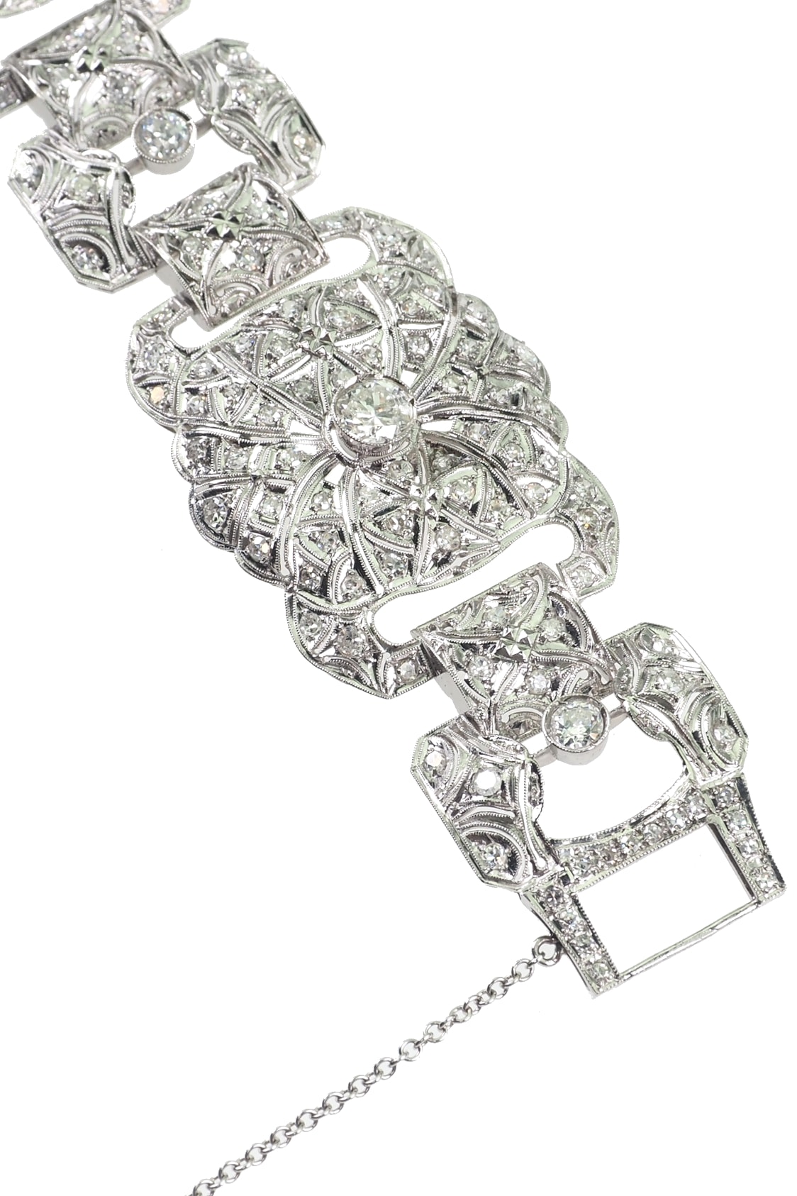 luxurious-antique-jewellery-2607c