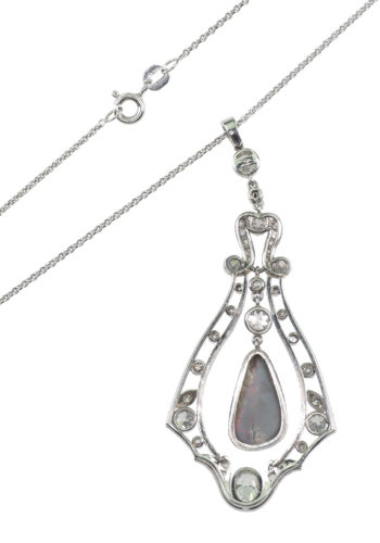 ** VERKAUFT ** Um 1910 - Asprey Platinanhänger mit Opal & Diamanten – Bild 6