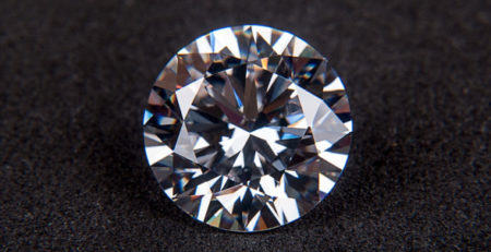 Diamant: Wie erkennt man ob er echt ist?