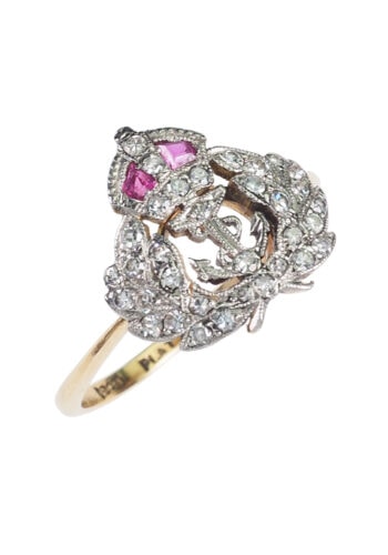 ** VERKAUFT ** Um 1910 - "Royal Navy" Diamanten & Rubine Ring – Bild 3