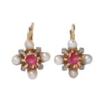 Art Nouveau Ohrringe mit Rubine, Diamanten und Perlen aus 18 Karat Gold