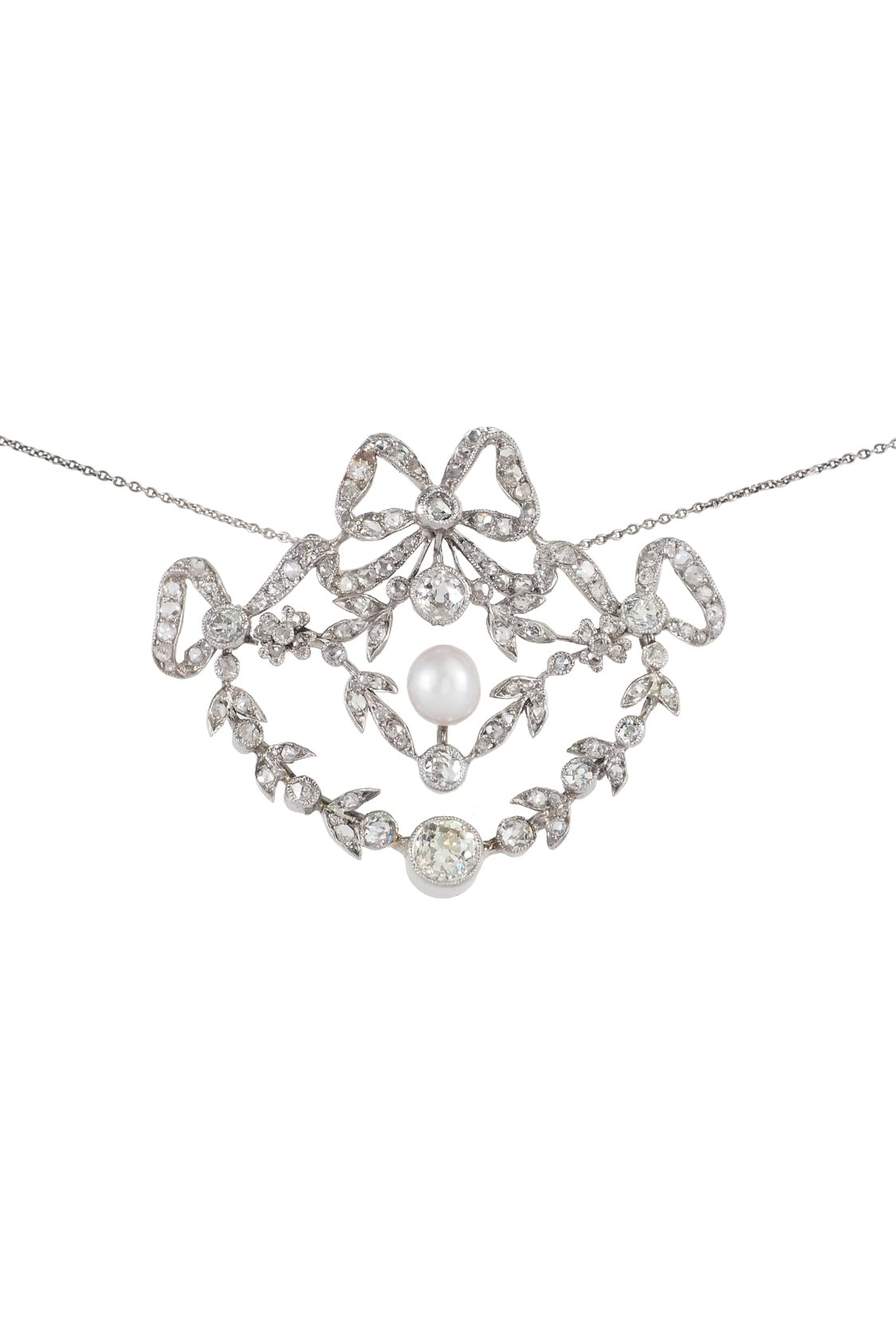 Belle Époque Collier mit Diamanten und Perle aus 18 Karat Gold und Platin