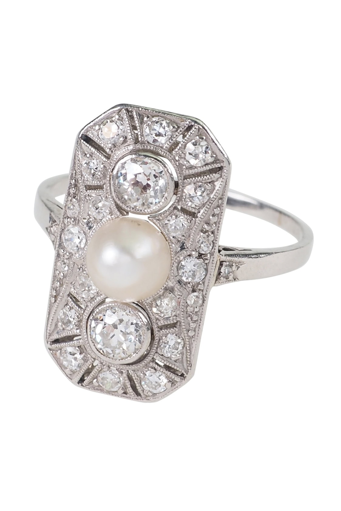 Art Déco Ring mit Diamanten und Perlen aus 18 Karat Gold und Platin