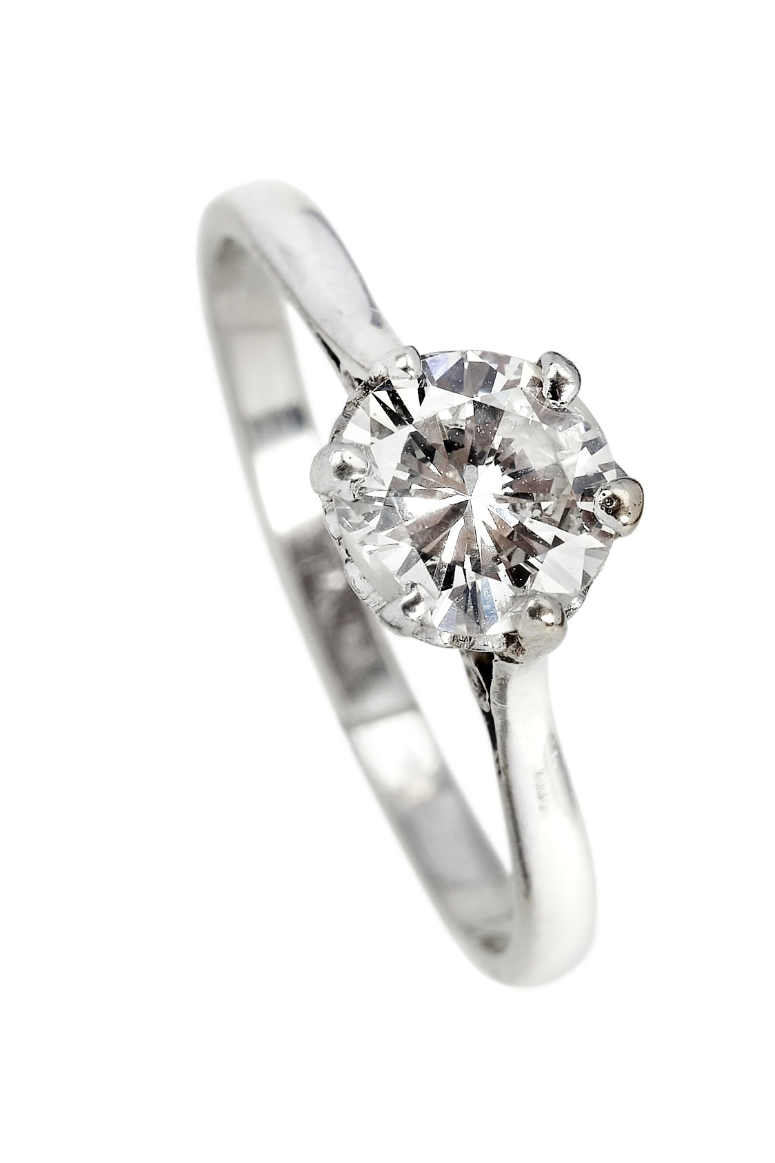 Vintage Verlobungsring mit Diamantsolitaire im Brillantschliff aus Platin