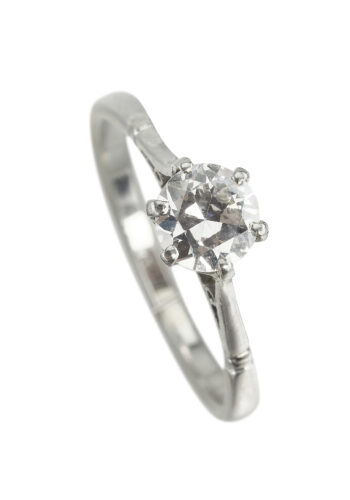 Art Déco Ring mit Diamant aus Platin