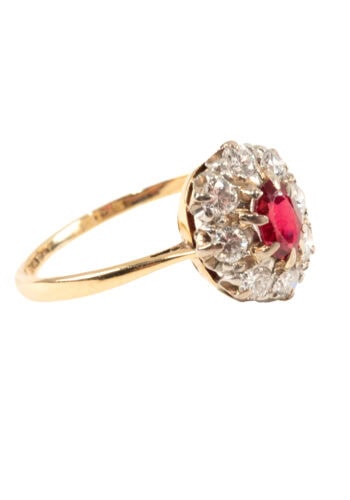 Um 1950 – Entourage Ring mit Rubin und Diamanten – Bild 3