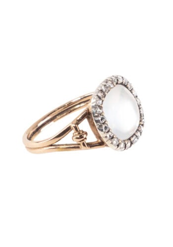 Um 1900 - 18 ct. Gold Ring / Verlobungsring mit Mondstein & Diamanten, aus dem viktorianischen England – Bild 3