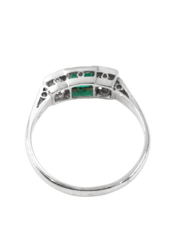 Um 1930 – Trilogy Ring Smaragd und Diamanten – Bild 4
