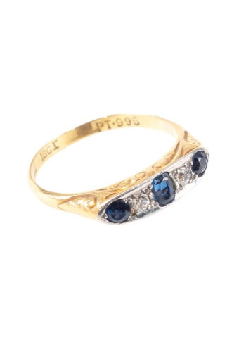 Um 1910 – Edwardian Ring mit Saphiren und Diamanten – Bild 3