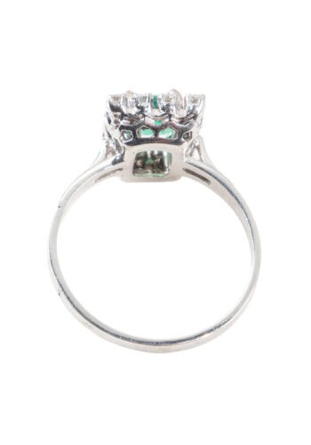 Um 1960 – Entourage Ring mit Smaragd und Diamanten – Bild 4