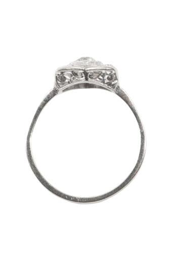 Um 1930 – Art Déco Ring mit Diamanten – Bild 5