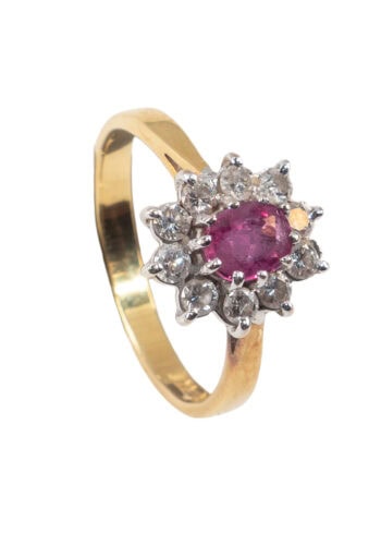 Datiert 1972 – Entourage Ring mit Pink Saphir und Diamanten