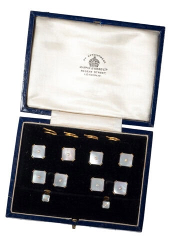 Um 1930 – Frackset