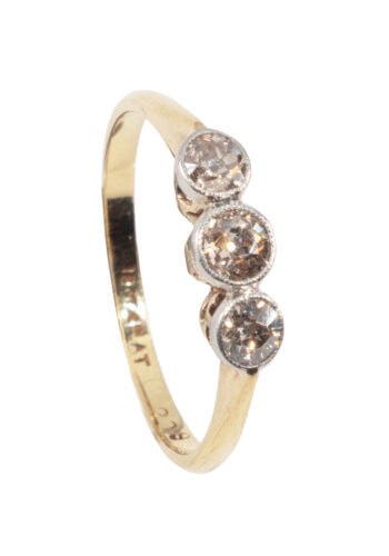Um 1930 – Trilogy Ring mit 3 Diamanten