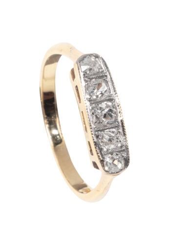 Um 1930 – Ring mit Diamanten