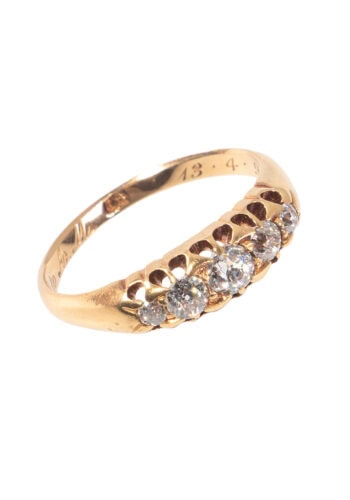 Datiert 1915 – Edwardianischer Goldring mit Diamanten – Bild 3