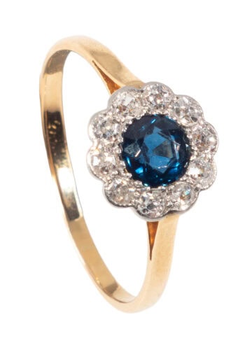 Um 1920 – Art Déco Ring mit Saphir und Diamanten