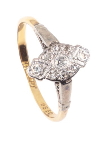 Um 1920 – Art Déco Ring mit Diamanten