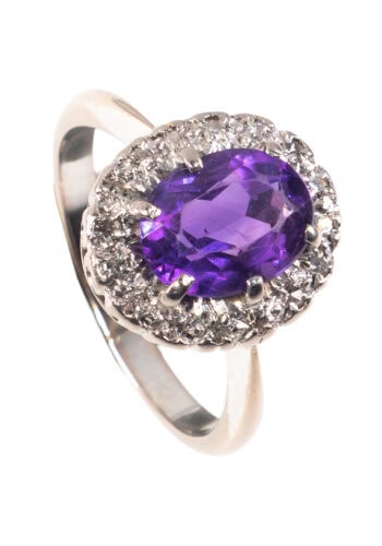 Um 1950 – Entourage Ring mit Amethyst und Diamanten