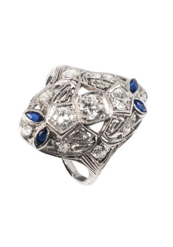 Um 1930 – Art Déco Ring mit Diamanten und Saphiren