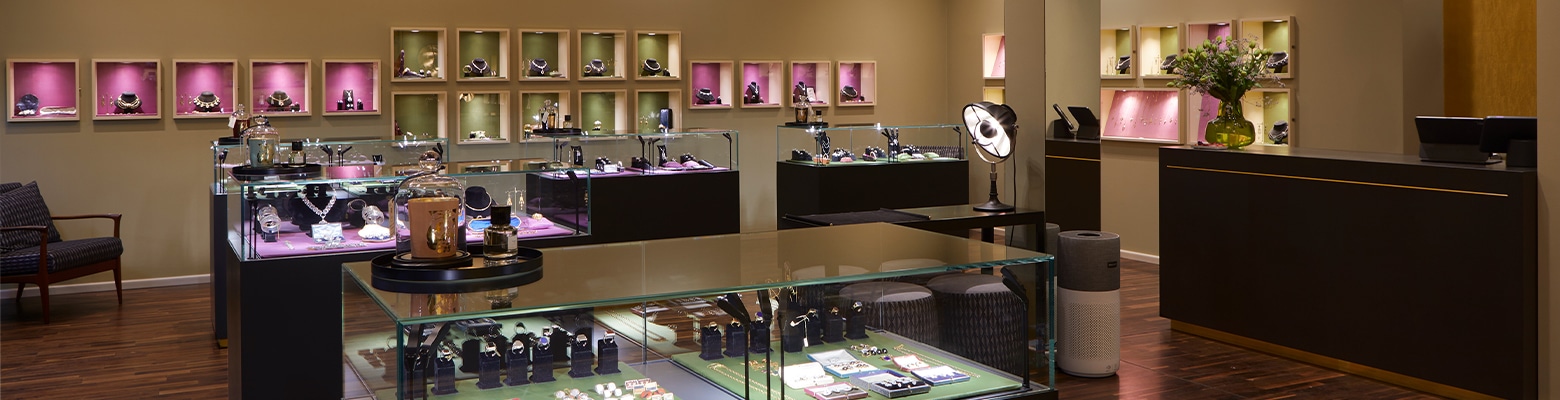 1560x400 Showroom Berlin 02