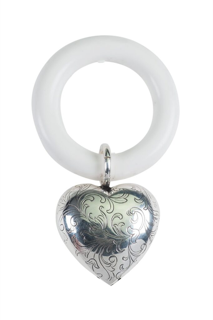 Vintage Babyrassel mit Kunststoff Beißring aus Silber