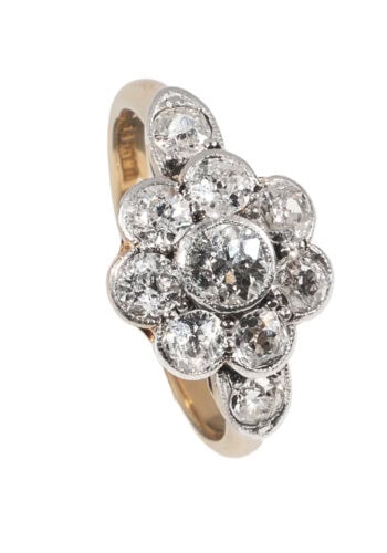 Um 1930 – Art Déco Daisy Ring mit Diamanten