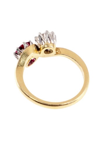 Datiert 1986 – You & me Ring mit Rubin und Diamant – Bild 4