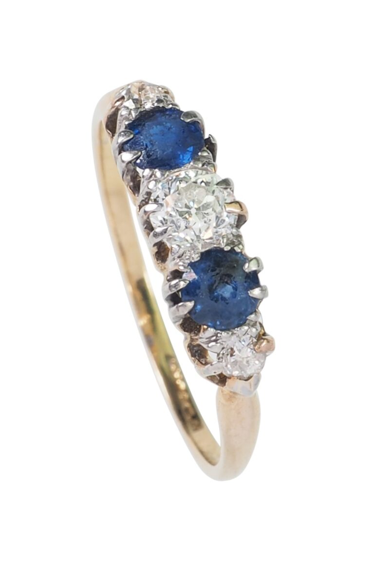 Art déco Verlobungsring mit Saphire und Diamanten aus 18 Karat Gold und Platin