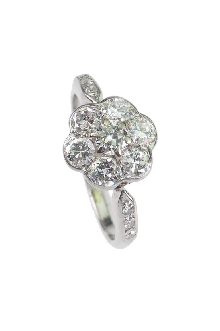Vintage Ring mit Diamanten aus Platin