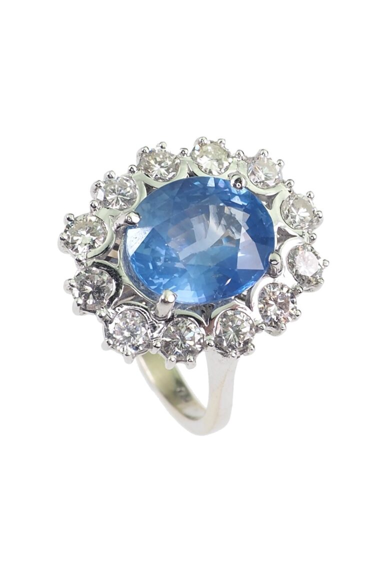 Vintage Verlobungsring mit Saphir und Diamanten aus 18 Karat Gold