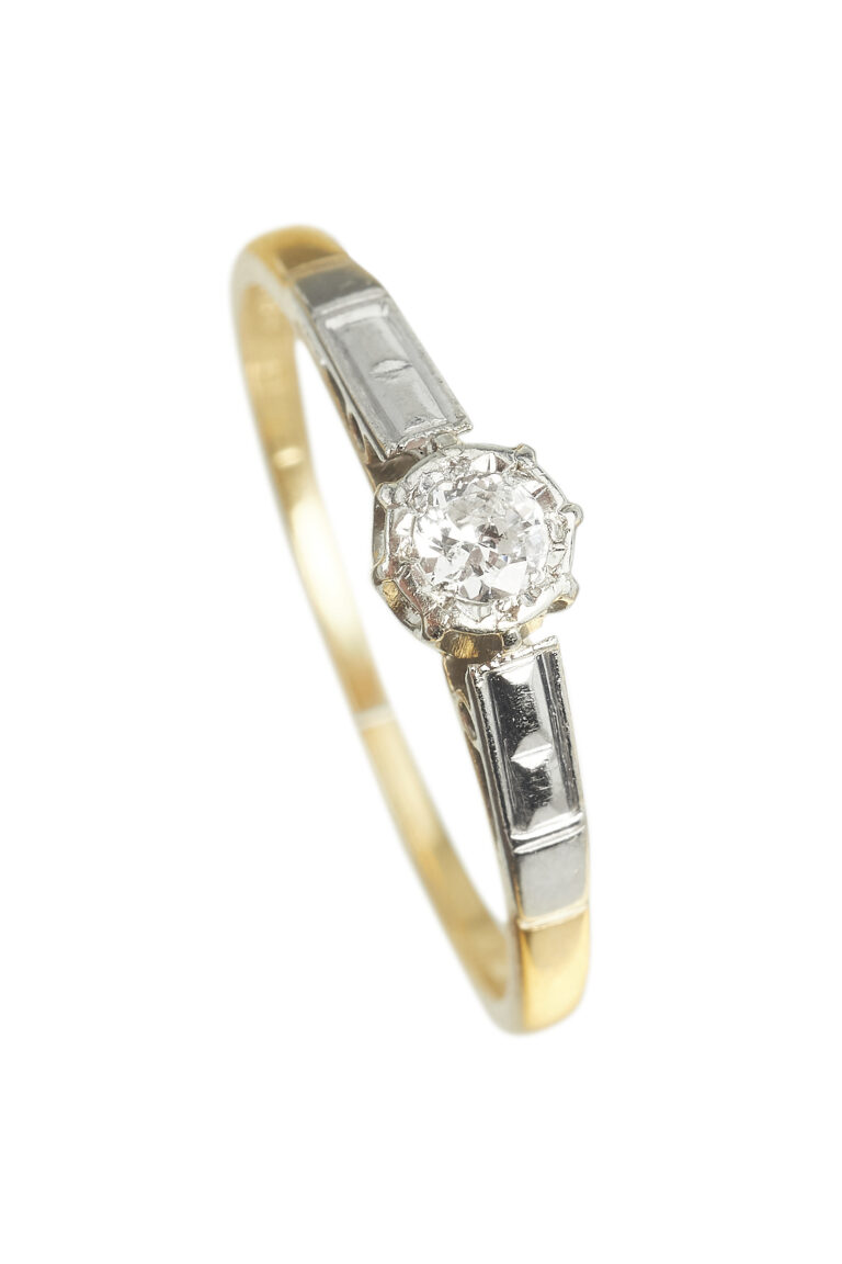 Rheinfrank Holzfuss Antique Jewellery in Berlin Muenchen Antike Ringe Verlobungsringe Eheringe Schmuck Juwelier 0949 1