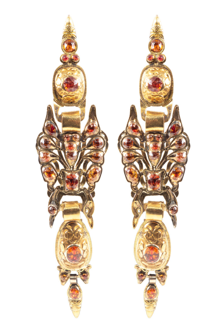 Rheinfrank Holzfuss Antique Jewellery in Berlin Muenchen Antike Ringe Verlobungsringe Eheringe Schmuck Juwelier Diamant Ohrringe M5127 1