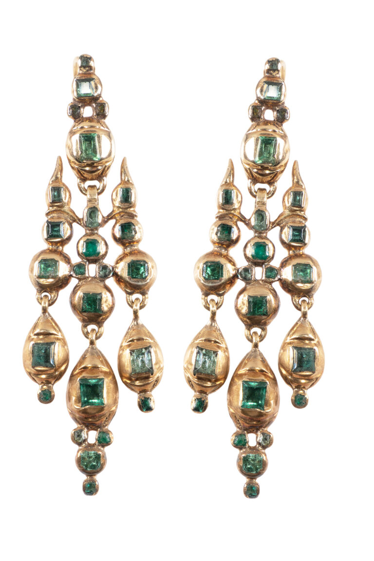 Rheinfrank Holzfuss Antique Jewellery in Berlin Muenchen Antike Ringe Verlobungsringe Eheringe Schmuck Juwelier Diamant Ohrringe M5130 1