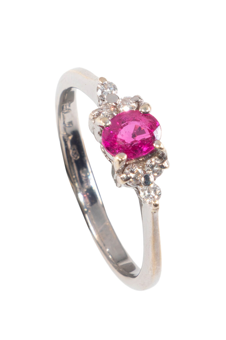 Rheinfrank Holzfuss Antique Jewellery in Berlin Muenchen Antike Ringe Verlobungsringe Eheringe Schmuck Juwelier Diamant Verlobungsring 1411 1