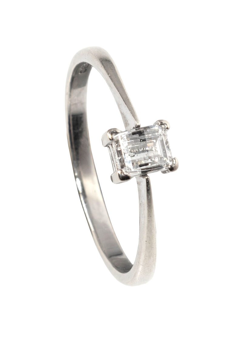 Rheinfrank Holzfuss Antique Jewellery in Berlin Muenchen Antike Ringe Verlobungsringe Eheringe Schmuck Juwelier Diamant Verlobungsring 1422 1