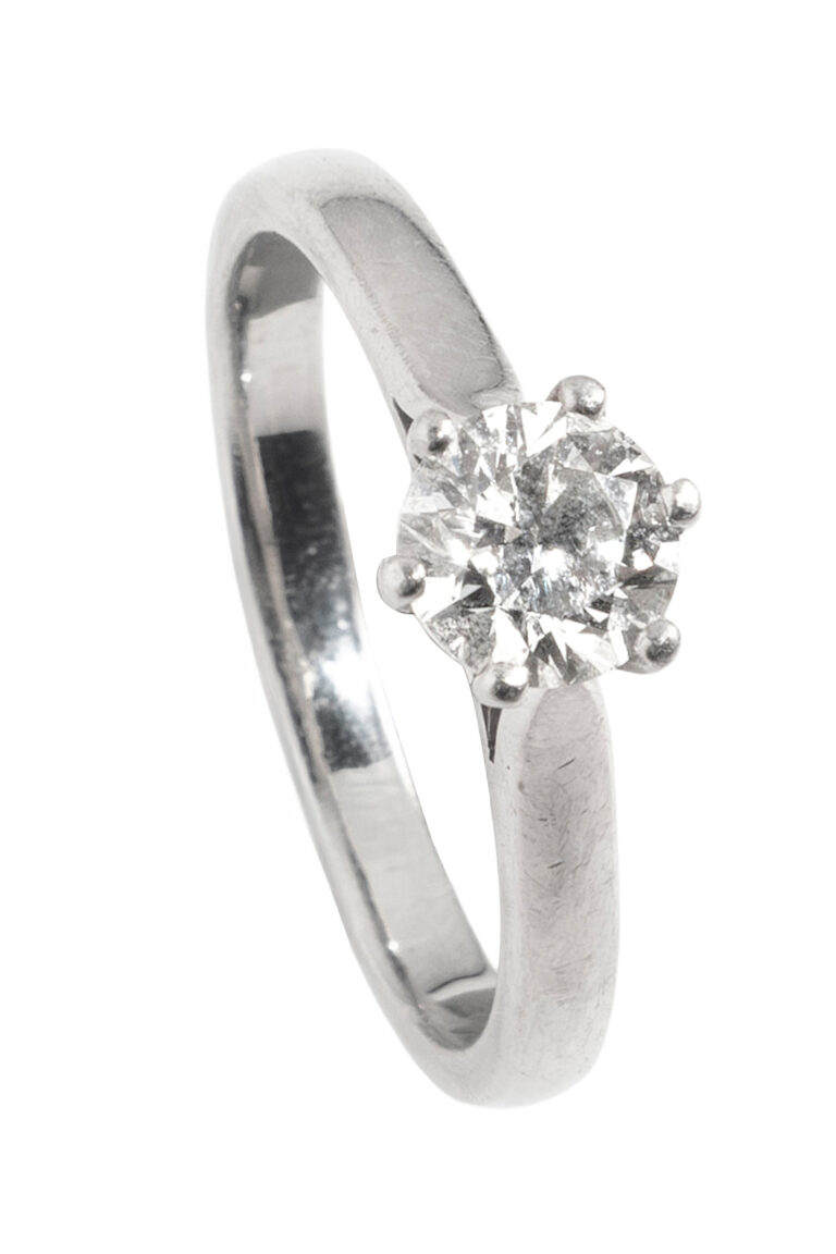 Rheinfrank Holzfuss Antique Jewellery in Berlin Muenchen Antike Ringe Verlobungsringe Eheringe Schmuck Juwelier Diamant Verlobungsring 1484 1