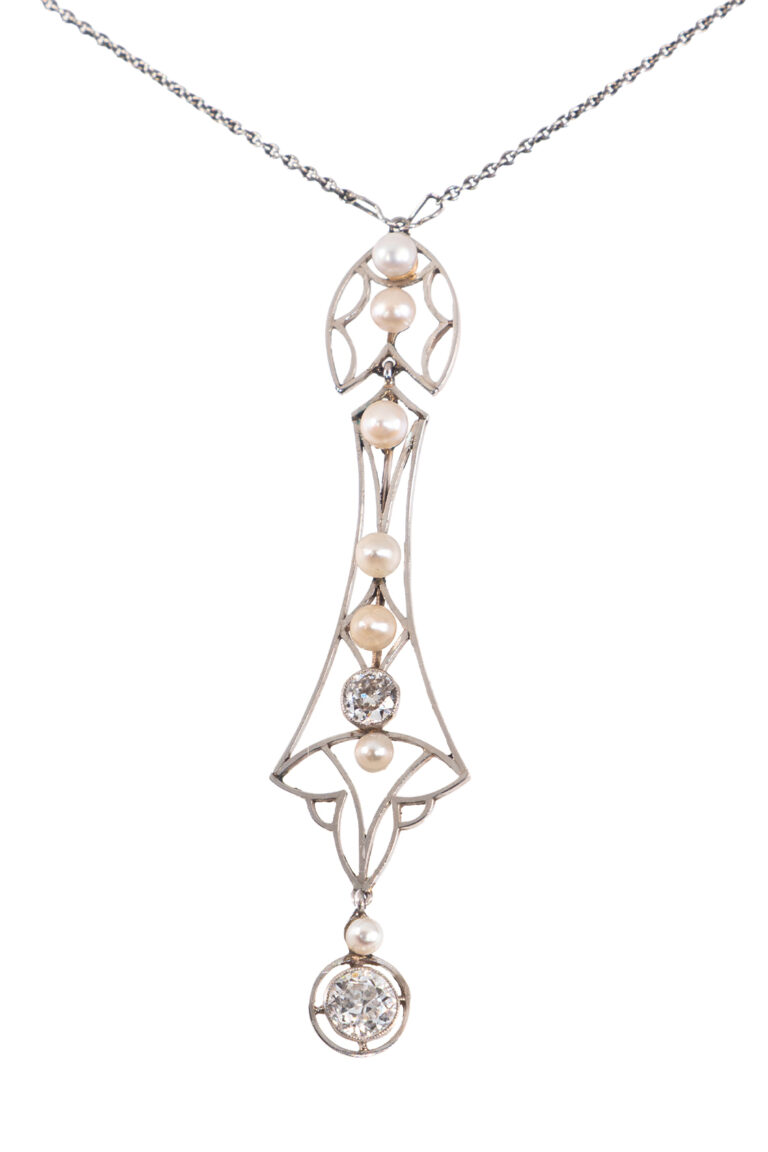 Rheinfrank Holzfuss Antique Jewellery in Berlin Muenchen Antike Ringe Verlobungsringe Eheringe Schmuck Juwelier Diamant Anhaenger 1536 1