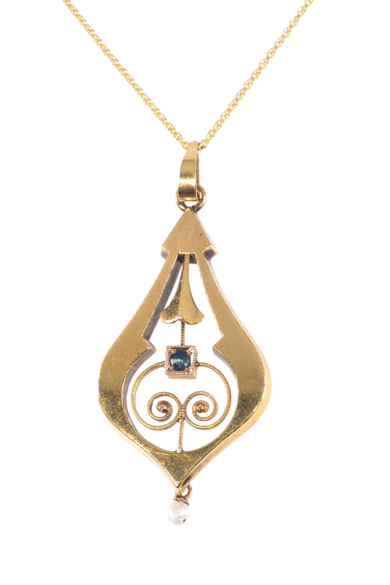 Rheinfrank Holzfuss Antique Jewellery in Berlin Muenchen Antike Ringe Verlobungsringe Eheringe Schmuck Juwelier Diamant Anhaenger 2027 1