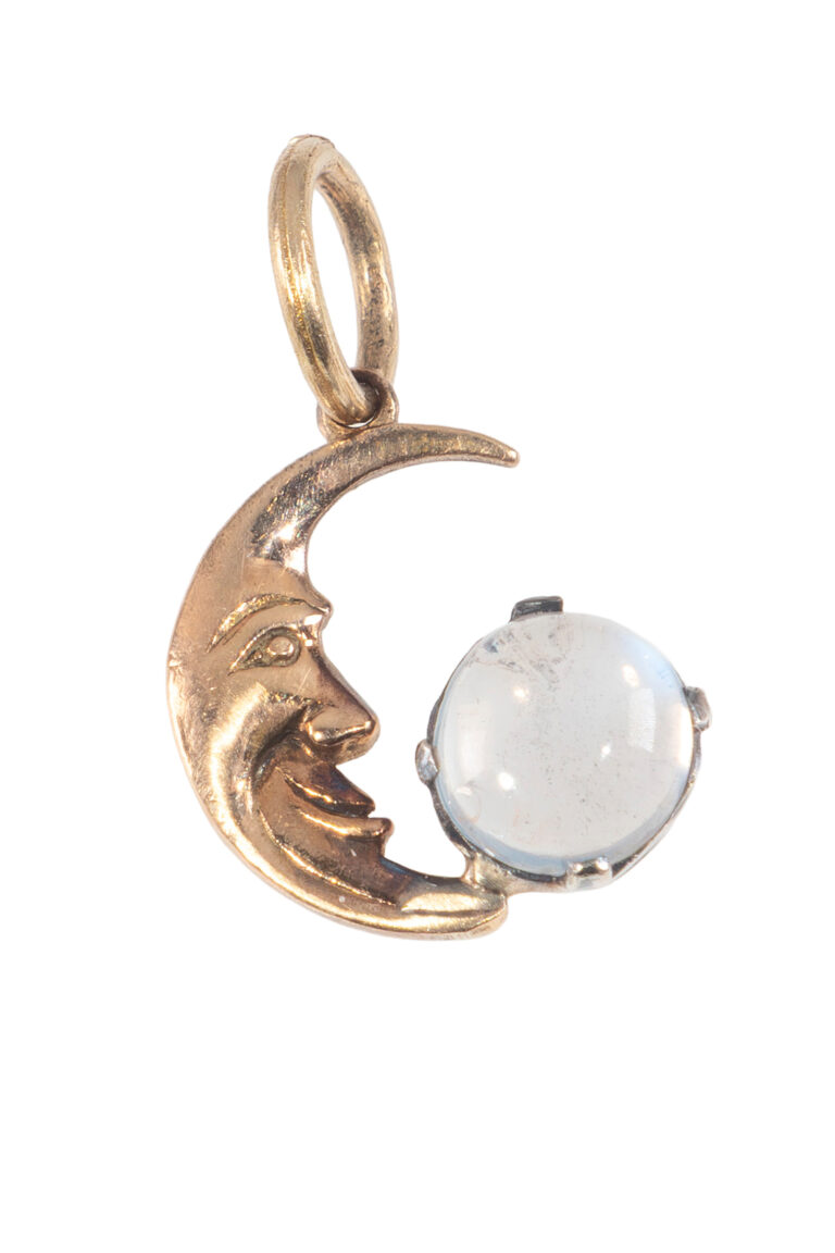 Rheinfrank Holzfuss Antique Jewellery in Berlin Muenchen Antike Ringe Verlobungsringe Eheringe Schmuck Juwelier Diamant Anhaenger 2106 1