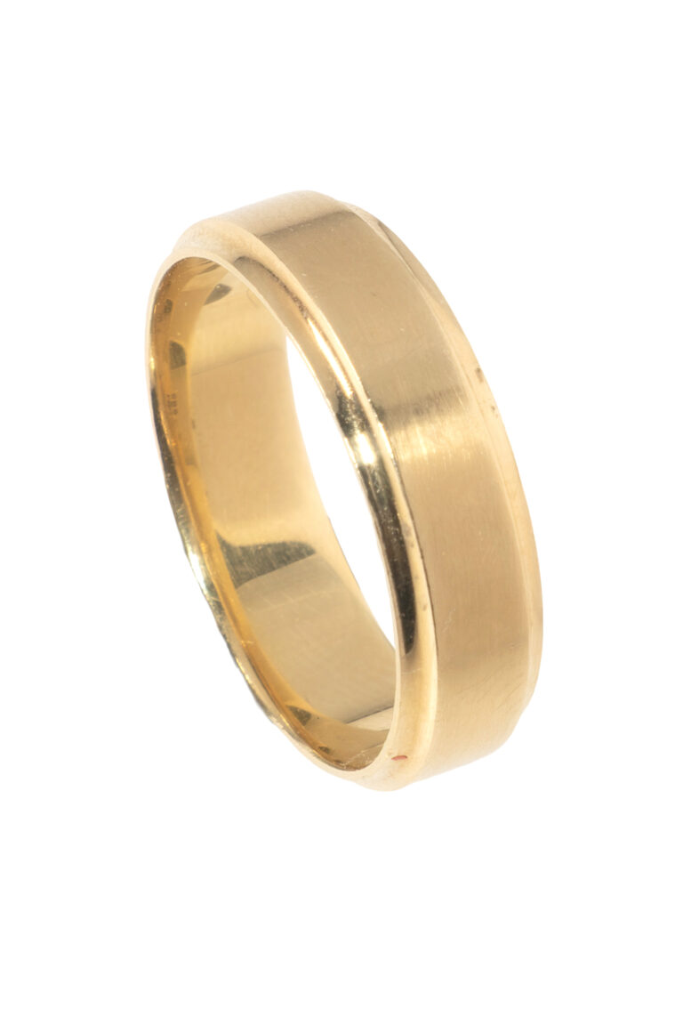 Rheinfrank Holzfuss Antique Jewellery in Berlin Muenchen Antike Ringe Verlobungsringe Eheringe Schmuck Juwelier Diamant Ehering 2022 1